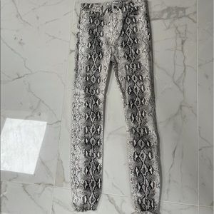 Zara black and white Snake skin jeans USA 4